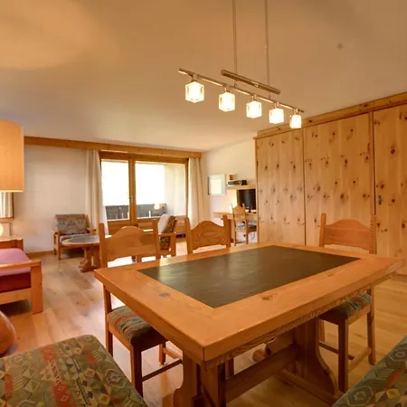 Apartment Chesa Munteratsch 2-zimmerwohnung 101 Typ E