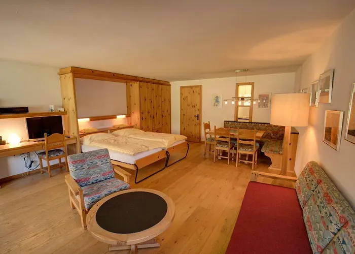 Chesa Munteratsch 2-zimmerwohnung 101 Typ E Apartamento