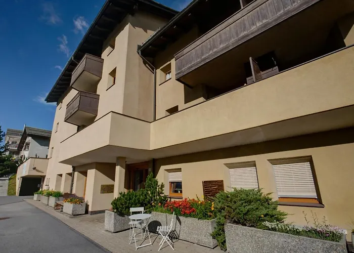 Chesa Munteratsch 2-zimmerwohnung 101 Typ E *