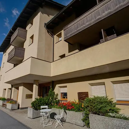 Chesa Munteratsch 2-zimmerwohnung 101 Typ E *